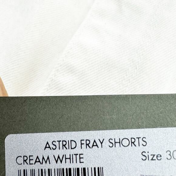 All Saints Astrid Fray Shorts High Waisted Distressed Cream White Size 30 NWT - Picture 8 of 12